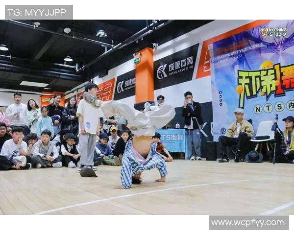 南京街舞队创下耐力新纪录引领全国街舞热潮再创新高